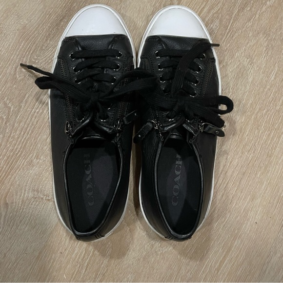 Coach Empire Leather Sneaker, Size 7 - Picture 4 of 11